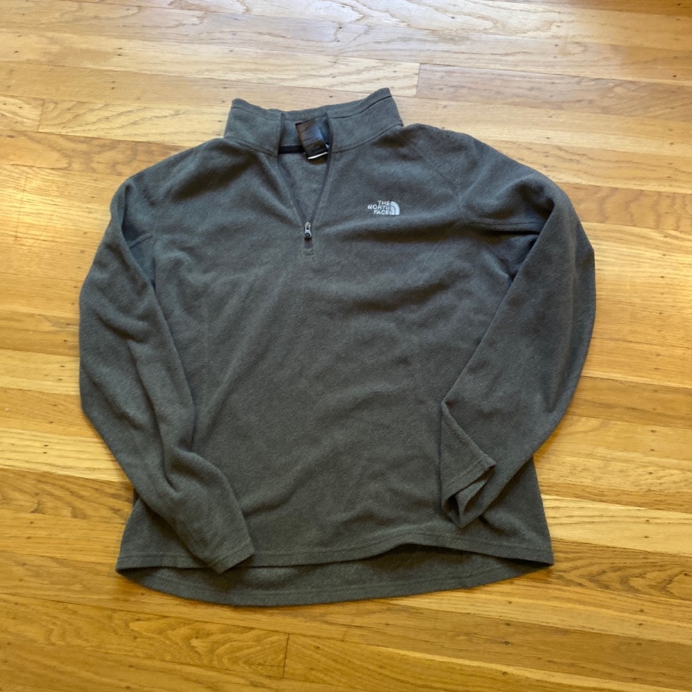 North face quarter zip fleece SIZE LARGE